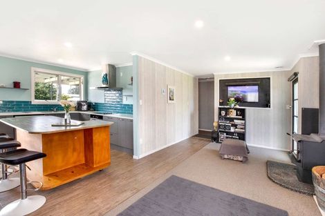 Photo of property in 11 Bovis Street, Shannon, 4821