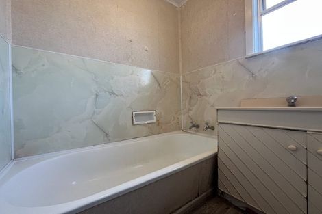 Photo of property in 35 Glenorchy Street, Glen Eden, Auckland, 0602