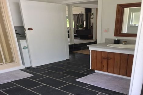 Photo of property in 7 Tombleson Road, Lake Rotoma, Rotorua, 3074