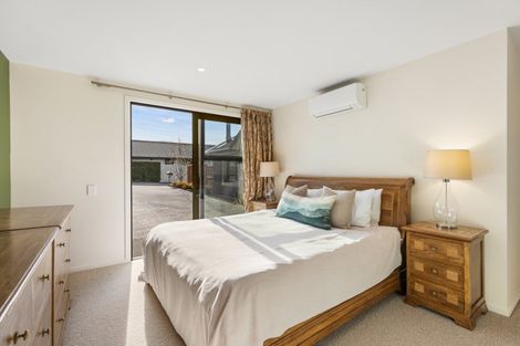 Photo of property in 2 Percy Lane, Wanaka, 9305