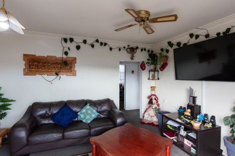 Photo of property in 2 Middlesex Street, Levin, 5510