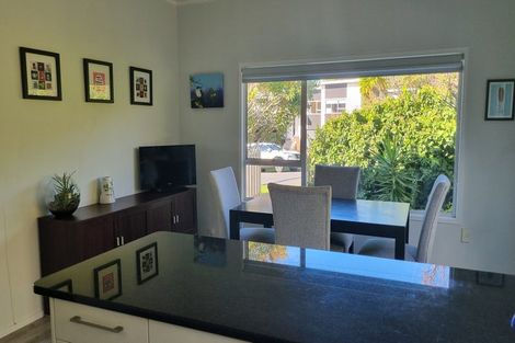 Photo of property in 24a Penning Road, Castor Bay, Auckland, 0620