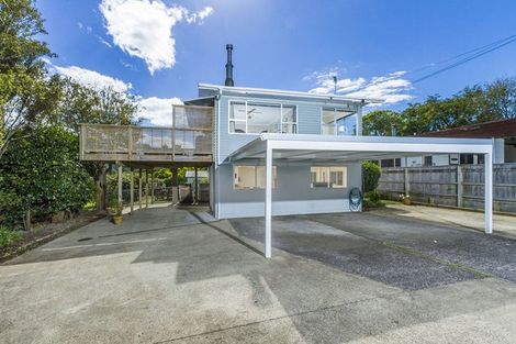 Photo of property in 215 Manuka Road, Bayview, Auckland, 0629