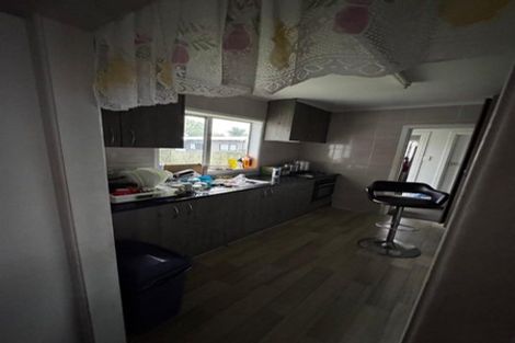 Photo of property in 12 Metcalfe Road, Ranui, Auckland, 0612