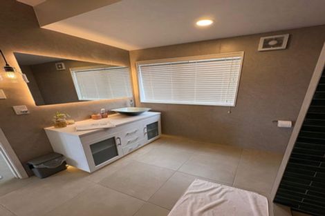 Photo of property in 55 Coronation Road, Hillcrest, Auckland, 0627