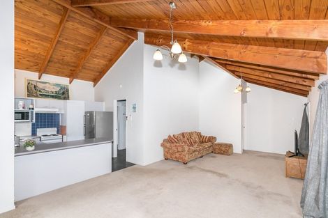 Photo of property in 10b Ashley Street, St Andrews, Hamilton, 3200