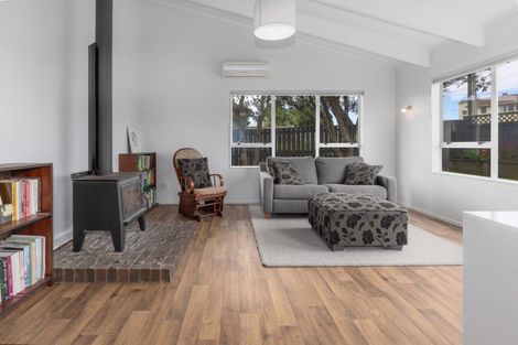 Photo of property in 56 Herewini Street, Titahi Bay, Porirua, 5022