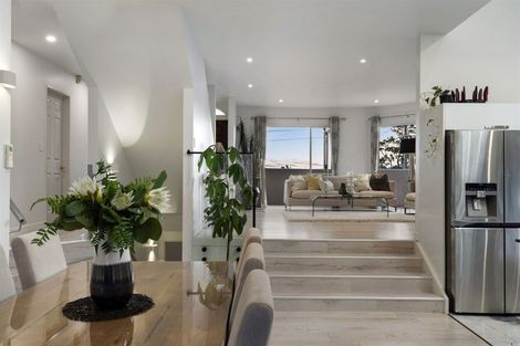 Photo of property in 1/11 Pine Ridge Terrace, Hauraki, Auckland, 0622