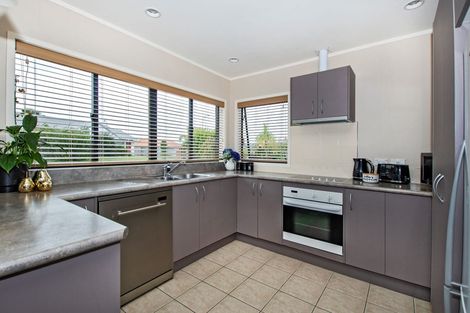 Photo of property in 4 Noone Close, Onerahi, Whangarei, 0110