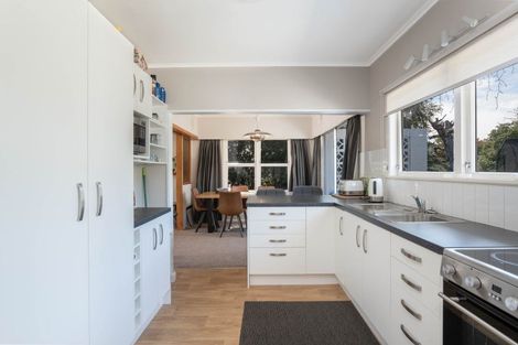 Photo of property in 27 Oregon Drive, Rainbow Point, Taupo, 3330