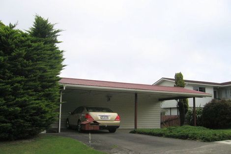 Photo of property in 108 Taylor Terrace, Tawa, Wellington, 5028