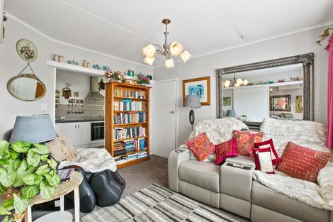 Photo of property in 92/1b South Road, Blagdon, New Plymouth, 4310