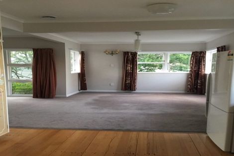 Photo of property in 2 Hatton Street, Karori, Wellington, 6012