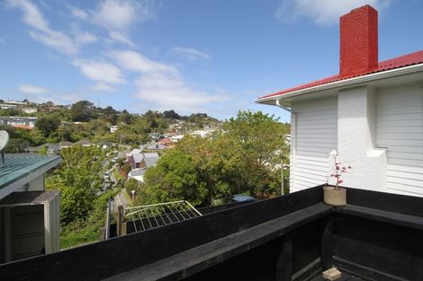 Photo of property in 113a Newlands Road, Newlands, Wellington, 6037