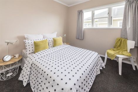 Photo of property in 24 Swiss Avenue, Gonville, Whanganui, 4501