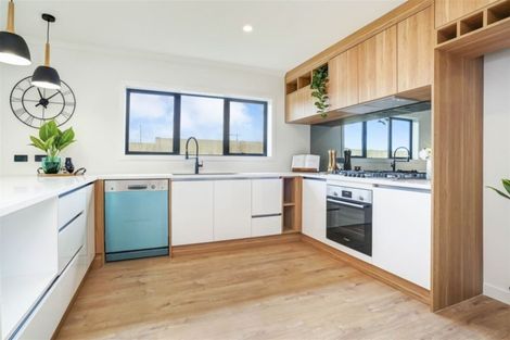 Photo of property in 6 Kapua Crescent, Rototuna North, Hamilton, 3210