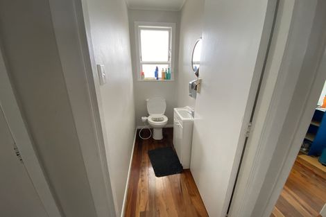 Photo of property in 57b Hepburn Road, Glendene, Auckland, 0602