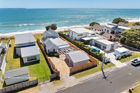 Photo of property in 123 Karewa Parade, Papamoa Beach, Papamoa, 3118