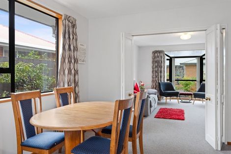 Photo of property in 1/8 Torvill And Dean Lane, Cashmere, Christchurch, 8022