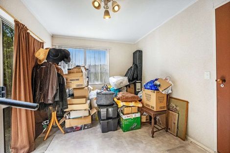 Photo of property in 28 Tiroiti Grove, Stokes Valley, Lower Hutt, 5019