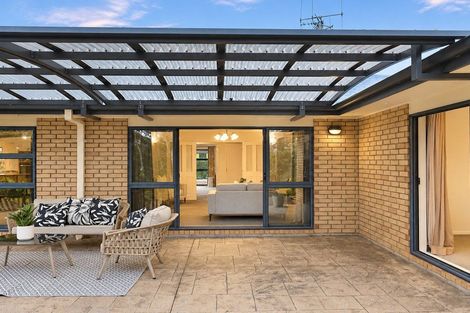 Photo of property in 1 Roderick Place, Rototuna, Hamilton, 3210
