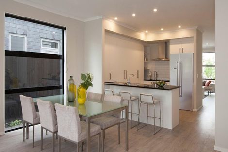 Photo of property in 12a Racecourse Road, Waiuku, 2123