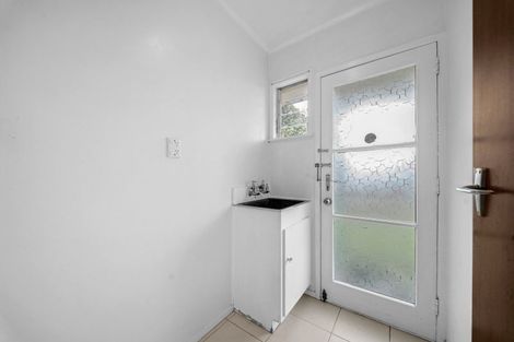 Photo of property in 1/2 Arthur Road, Hillpark, Auckland, 2102