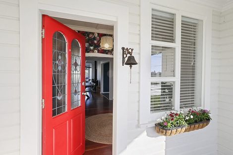 Photo of property in 4 Dartmoor Avenue, Westown, New Plymouth, 4310