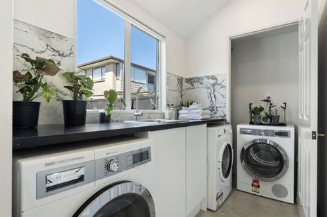 Photo of property in 1/11 Pine Ridge Terrace, Hauraki, Auckland, 0622