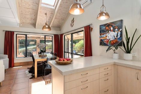 Photo of property in 7 Taiata Street, Waikanae Beach, Waikanae, 5036