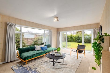 Photo of property in 27 Bourne Crescent, Papanui, Christchurch, 8053