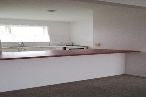 Photo of property in 5/85 Edmonton Road, Henderson, Auckland, 0612