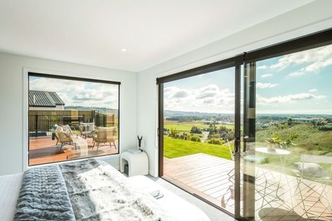 Photo of property in 70 Katania Heights, Brightwater, 7022