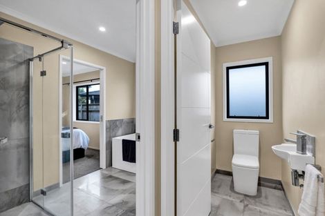 Photo of property in 40 Fernbrook Drive, Hurworth, New Plymouth, 4310