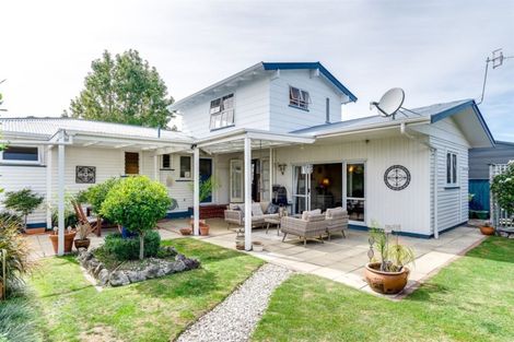 Photo of property in 46 Balliol Avenue, Pirimai, Napier, 4112