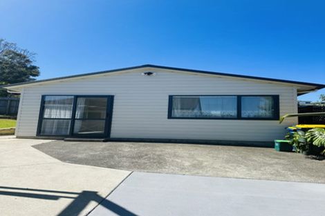 Photo of property in 50 Athena Drive, Totara Vale, Auckland, 0629