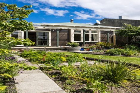 Photo of property in 76 Elm Row, Dunedin Central, Dunedin, 9016