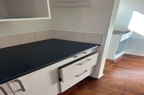 Photo of property in 41 Rathgar Road, Henderson, Auckland, 0610