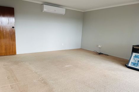 Photo of property in 24 Riverhills Avenue, Pakuranga Heights, Auckland, 2010