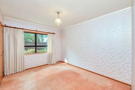 Photo of property in 2/30 Manly Esplanade, Browns Bay, Auckland, 0630