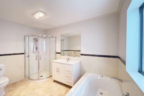 Photo of property in 22f Manuka Road, Glenfield, Auckland, 0629