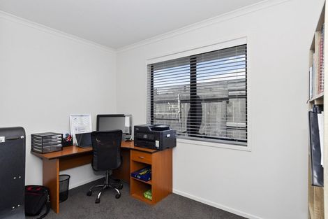 Photo of property in 2 Kotiate Street, Papamoa Beach, Papamoa, 3118