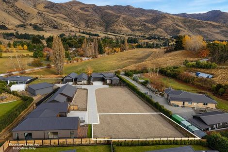 Photo of property in 15 Kamana Rise, Wanaka, 9382