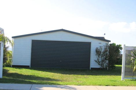 Photo of property in 105 Captain Cook Road, Cooks Beach, Whitianga, 3591