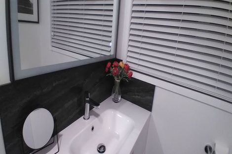 Photo of property in 662 Beach Road, Browns Bay, Auckland, 0630