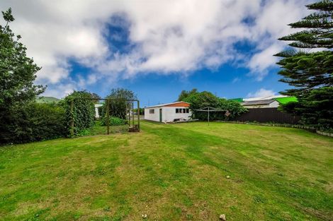 Photo of property in 223 Glover Road, Hawera, 4610