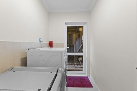 Photo of property in 57 Pitt Avenue, Clendon Park, Auckland, 2103