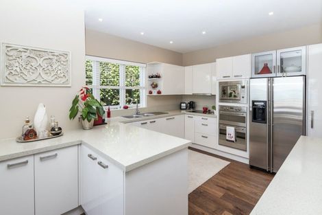 Photo of property in 16a Burford Place, Mellons Bay, Auckland, 2014