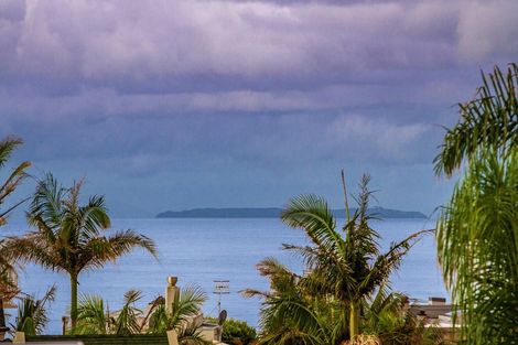 Photo of property in 21 Ocean View Road, Milford, Auckland, 0620