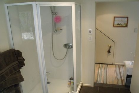 Photo of property in 97 Takahe Road, Titirangi, Auckland, 0604